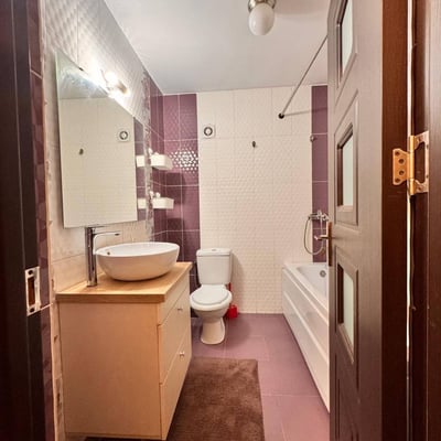 Rental of a comfortable 1-room apartment, 39 m², Sector 6, Bucharest, Romania